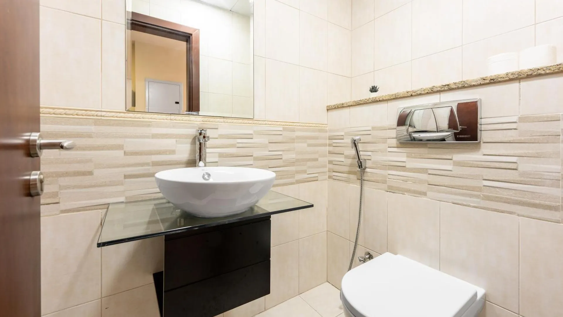 76Th Floor- 2 Bedroom Apartment Princess Tower Palmview Dubai